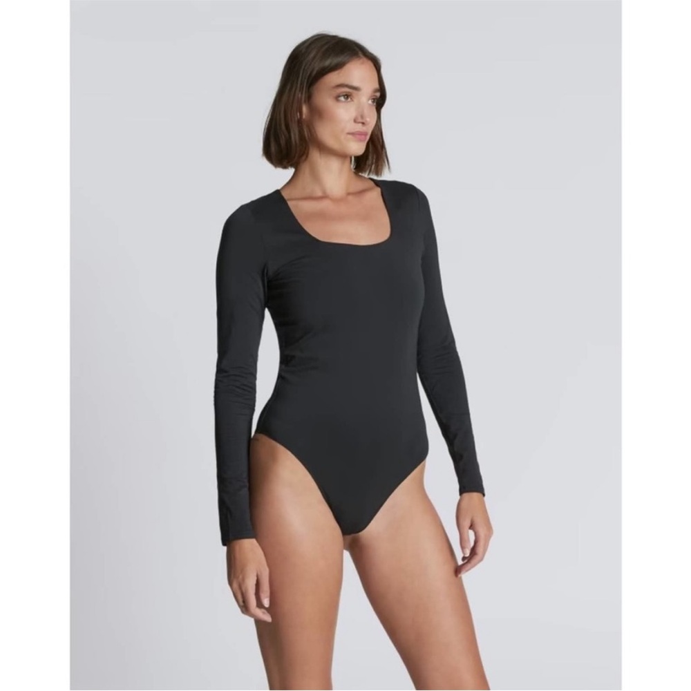 New Everlane  The Long-Sleeve Supima Square-Neck Bodysuit Black